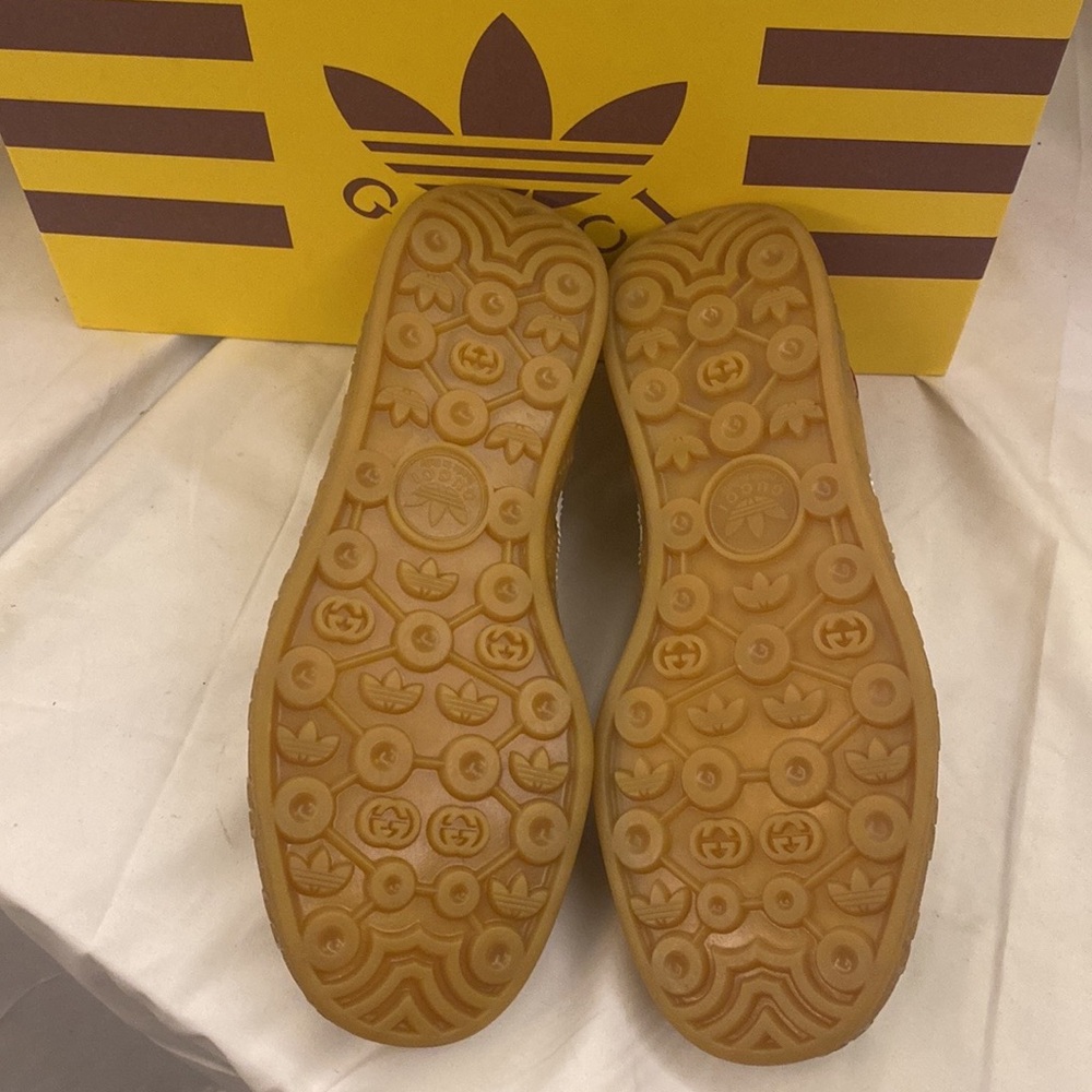 Gucci Brown and White Sneakers - Picture 5 of 7